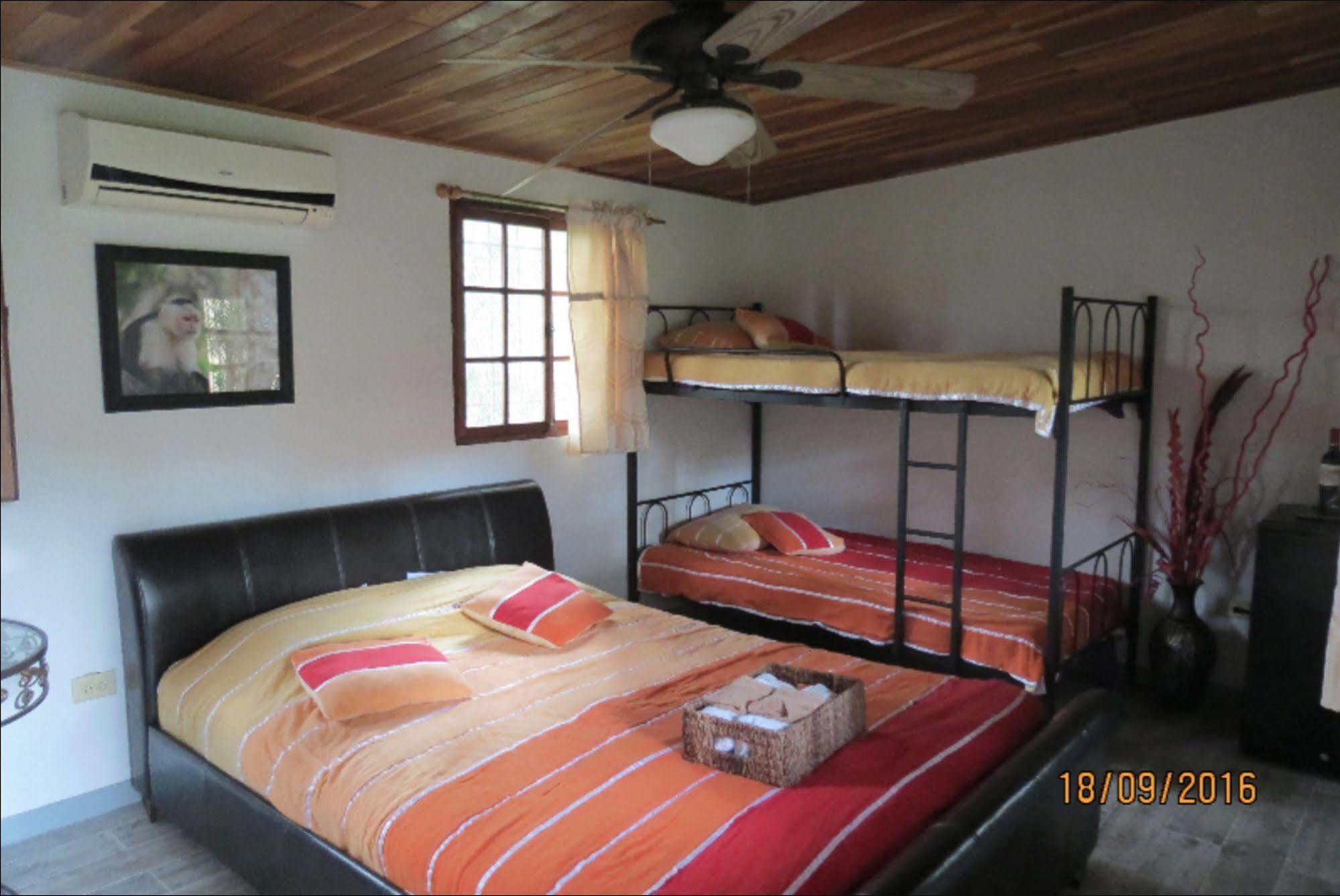 Monkey Lodge Panama Chilibre Exterior photo